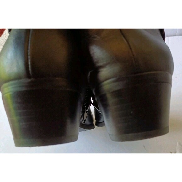 Jack Rogers Peyton Leather Ankle Boots Booties Size 8 Side Medallion Zipper - Picture 11 of 11